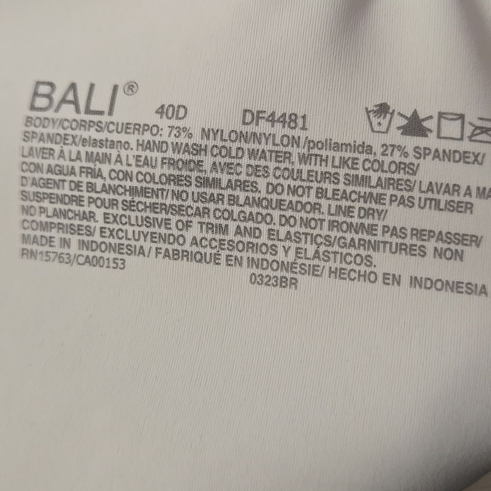 Bali Womens Ultimate Smoothing Underwire T-Shirt Bra Lightweight Convertible 40d - Picture 7 of 16